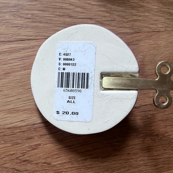 Leighton Anthro Monogram “N” Hook - Picture 5 of 7